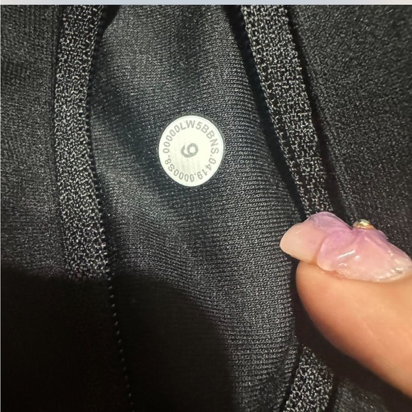 Lululemon bundle - Picture 5 of 5